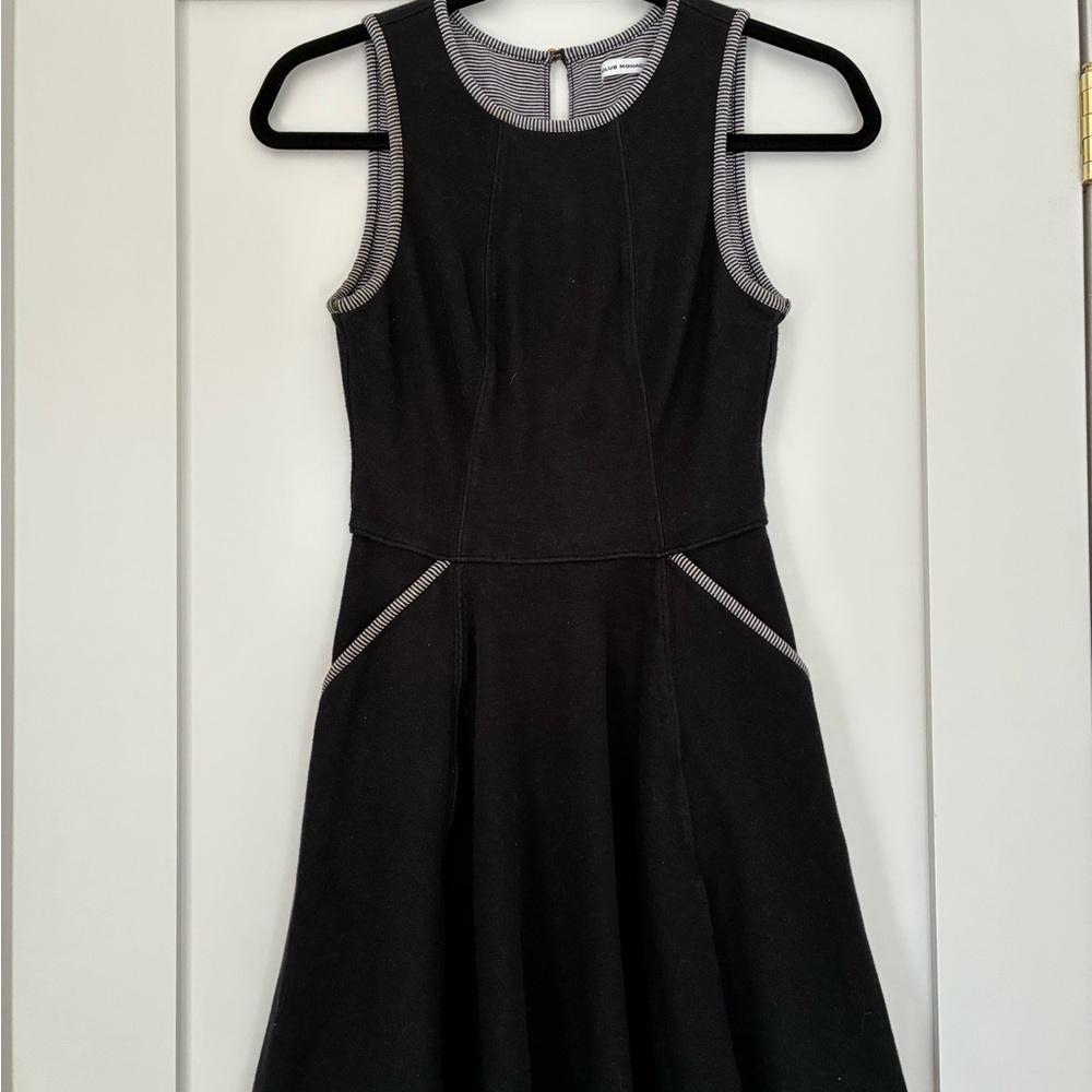 Club Monaco Black Sleeveless Fit-and-Flare Mini Dress with Contrast Trim